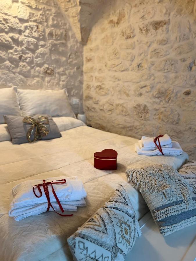 Euphoria Luxury Room Ostuni Bagian luar foto