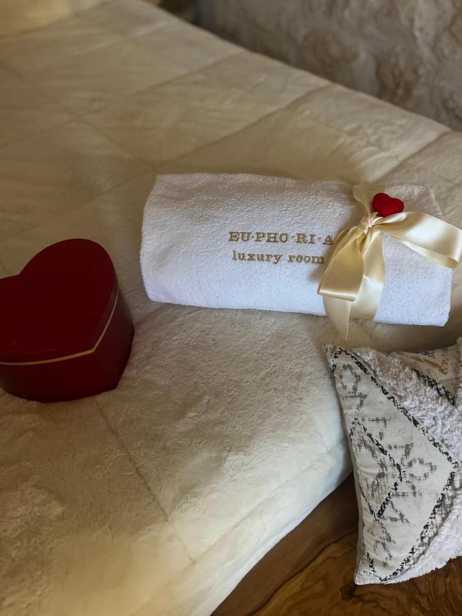 Euphoria Luxury Room Ostuni Bagian luar foto