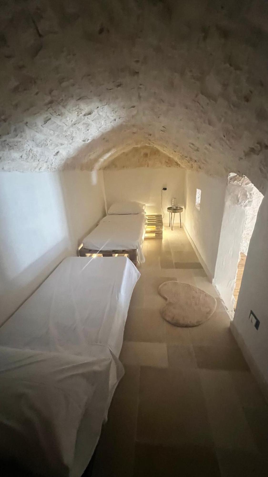 Euphoria Luxury Room Ostuni Bagian luar foto
